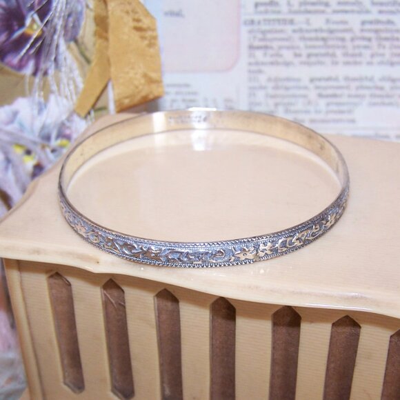 Danecraft Sterling Silver 1/4" Bangle Bracelet - Floral / Flower Design - Picture 3 of 9